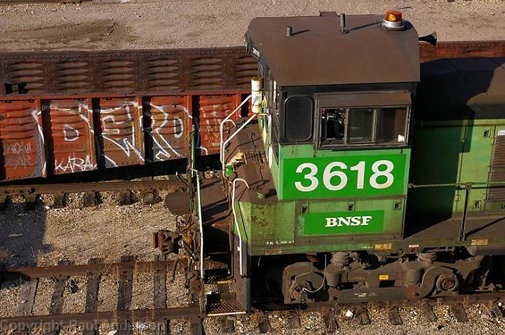 BNSF 3618 - SW1000 Cab.jpg